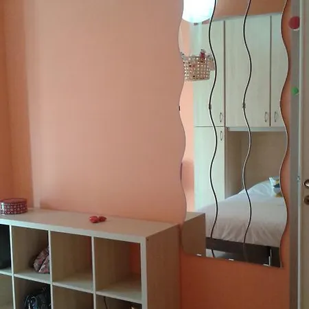Camera Arancione Privatunterkunft