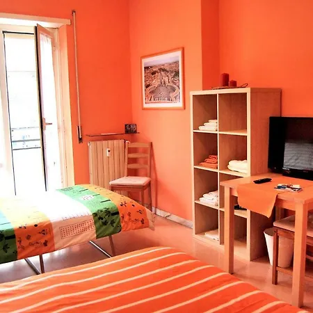 Pansiyon Camera Arancione Roma