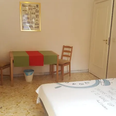 Pansiyon Camera Arancione Roma